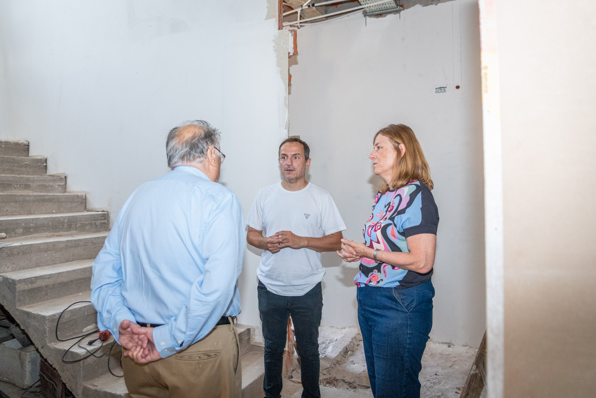 NOTICIAS CAMPANA: CAMPANA TENDRA UN CENTRO  MEDICO ESPECIALIZADO EN RADIOTERAPIA